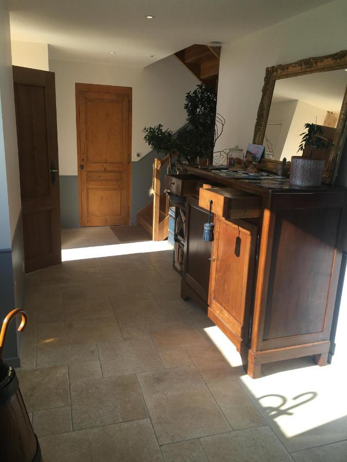 ลา แมซง เดอ โปล แอนด์ มาร์โก Bed & Breakfast Chateauneuf-de-Galaure ภายนอก รูปภาพ