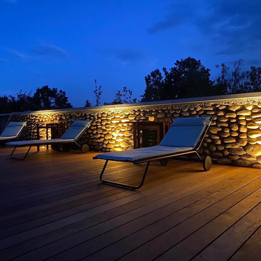 ลา แมซง เดอ โปล แอนด์ มาร์โก Bed & Breakfast Chateauneuf-de-Galaure ภายนอก รูปภาพ