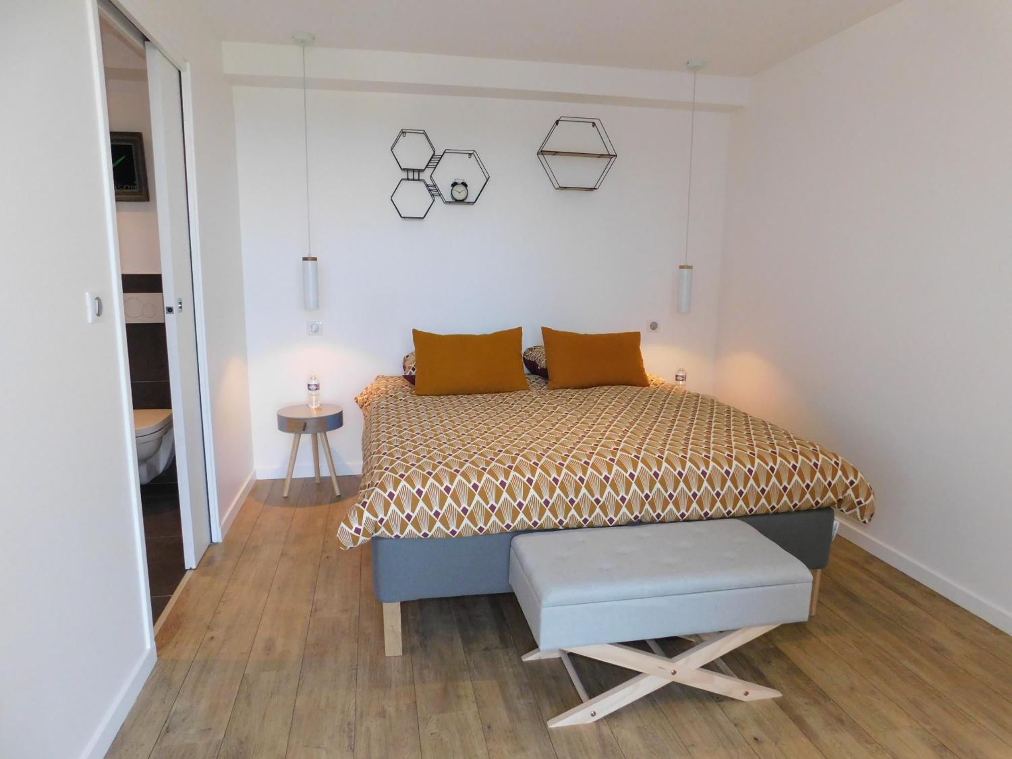 ลา แมซง เดอ โปล แอนด์ มาร์โก Bed & Breakfast Chateauneuf-de-Galaure ภายนอก รูปภาพ
