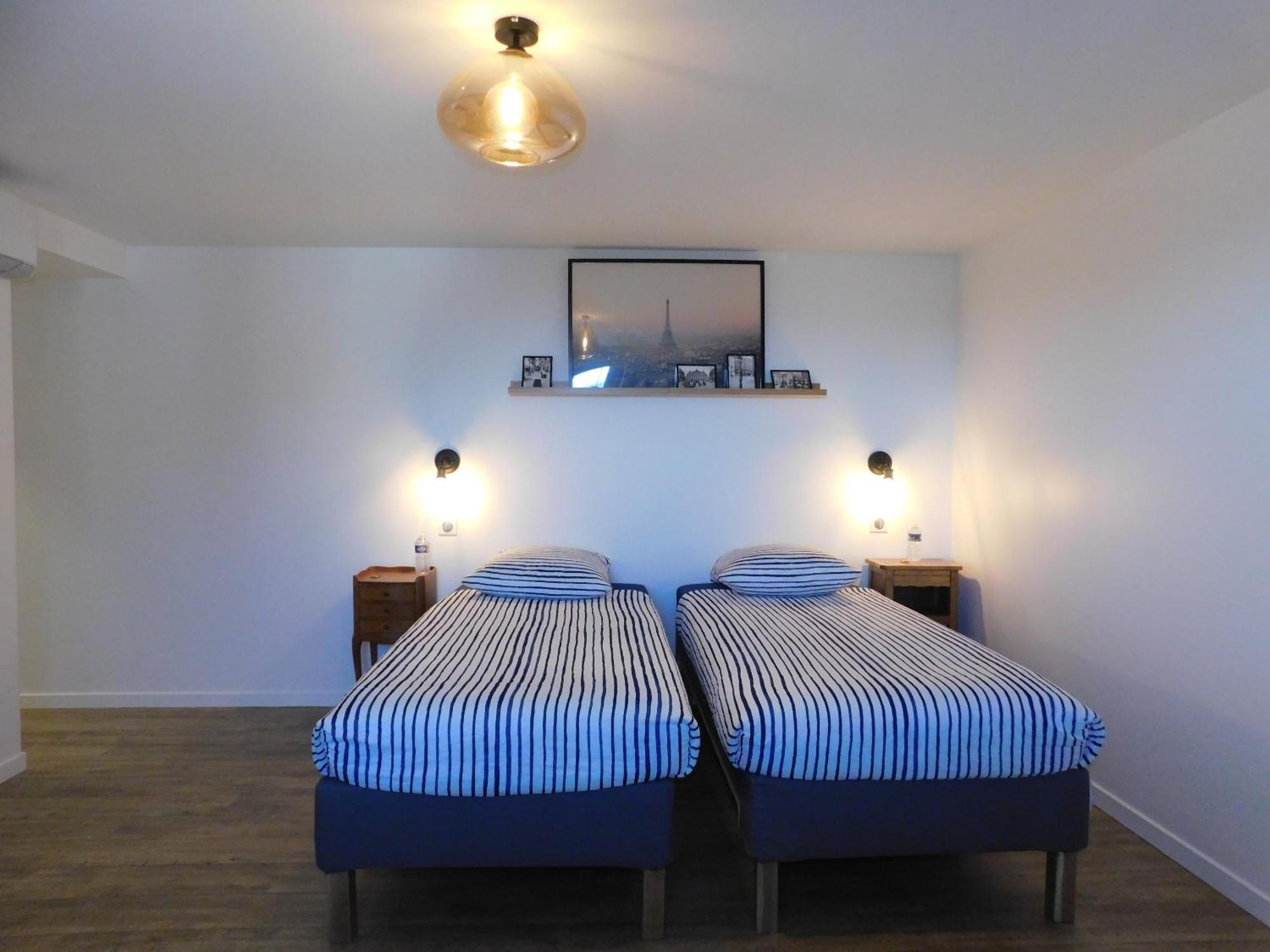 ลา แมซง เดอ โปล แอนด์ มาร์โก Bed & Breakfast Chateauneuf-de-Galaure ห้อง รูปภาพ