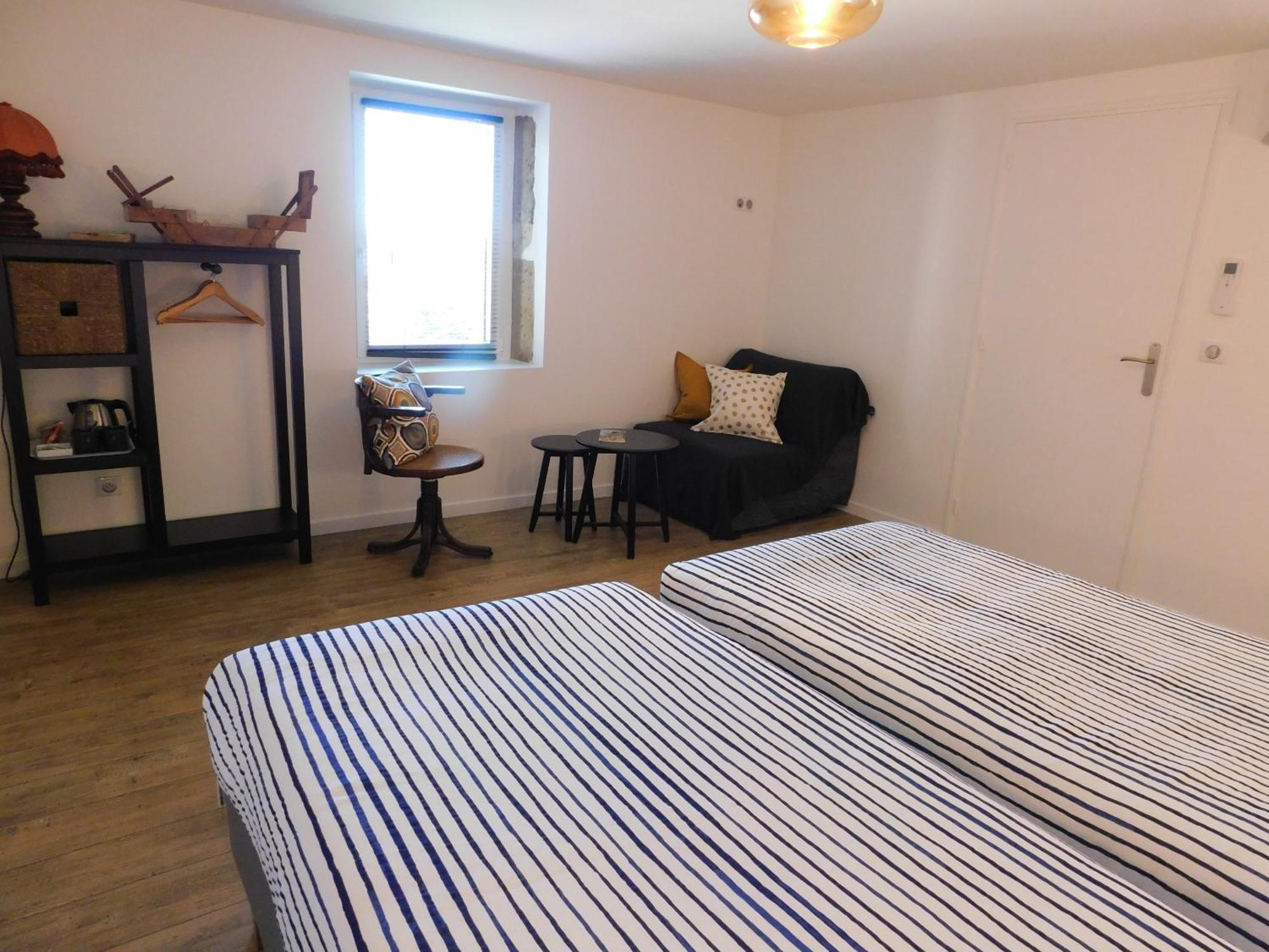 ลา แมซง เดอ โปล แอนด์ มาร์โก Bed & Breakfast Chateauneuf-de-Galaure ภายนอก รูปภาพ